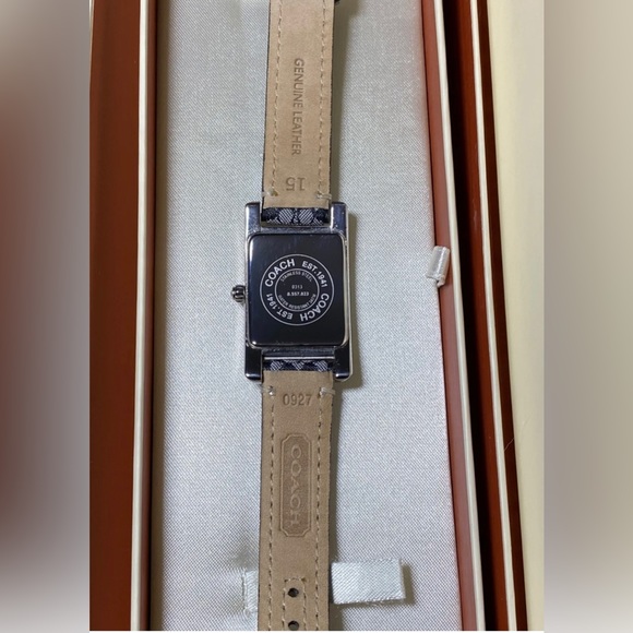 Coach Signature C Lexie Watch - Picture 10 of 10